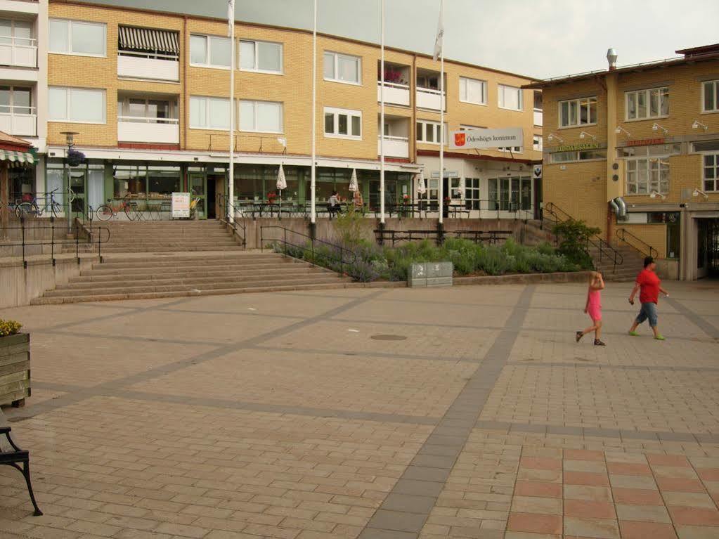 Oedeshoegs Hotell & Vandrarhem Экстерьер фото